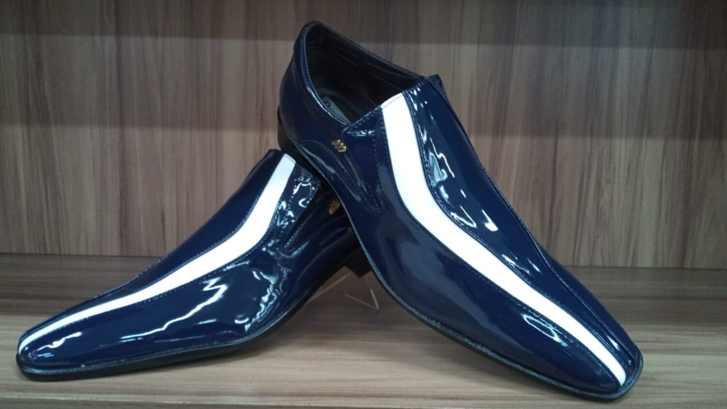 Sapato Social Masculino Um Lindo Lançamento Italiano Confortável - Imagem 2