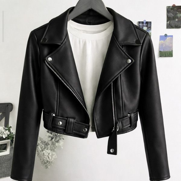 Conjunto Feminino Jaqueta Cropped + Saia Curta Plissada em Couro Sintético - Imagem 4