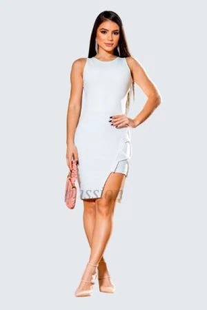 Vestido com fenda