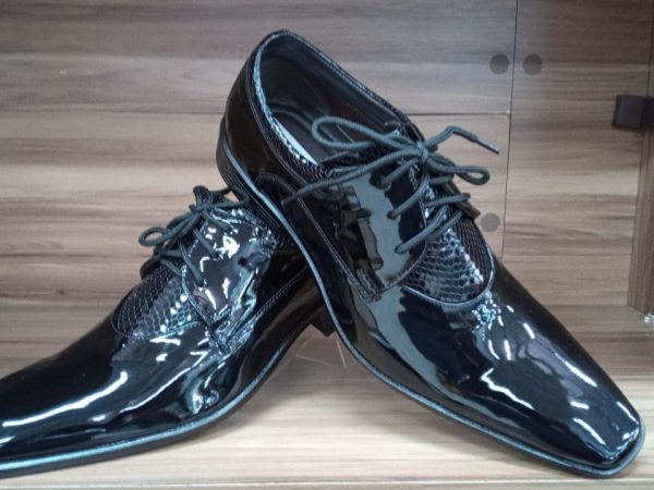 Sapato Social Masculino Bico Fino de Amarrar Confortavel Bonito e Elegante