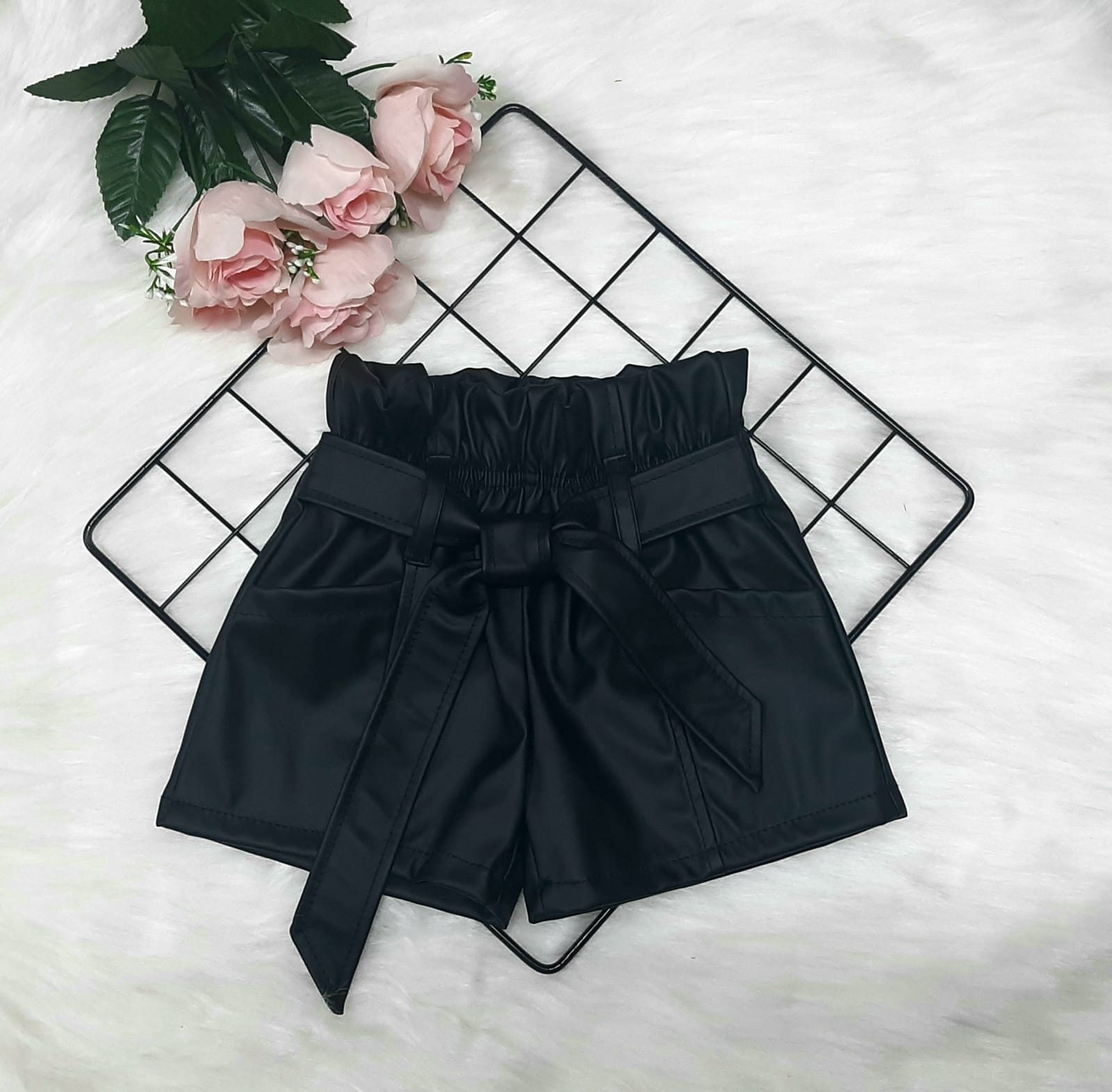 Short Infantil Menina Couro Com Cinto Clochard Blogueirinha